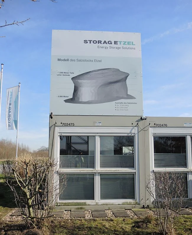 Bild der neugestalteten Infobox-Westseite
