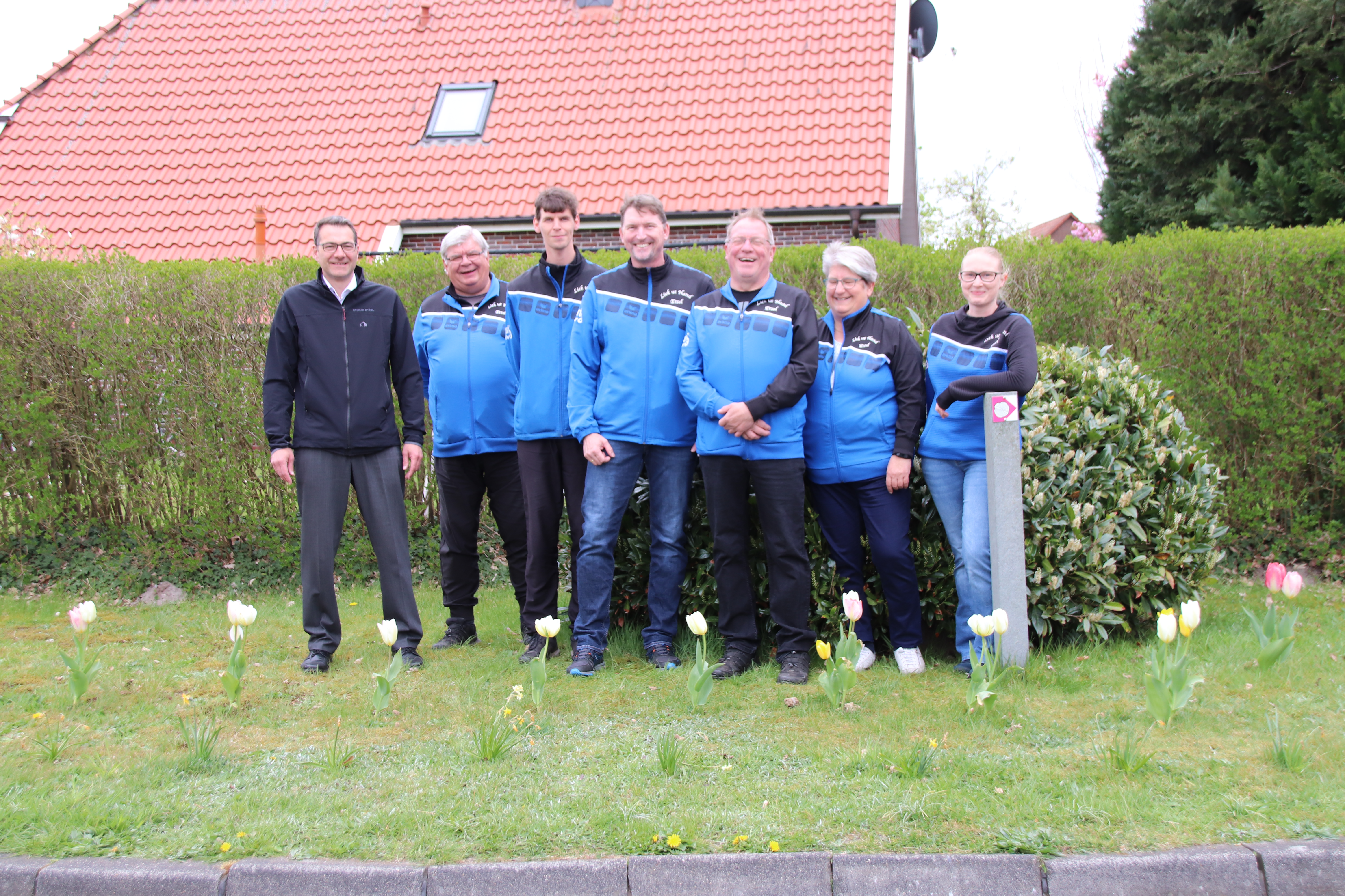 Gruppenfoto der Boßler mit STORAG ETZEL